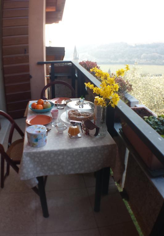 Olivella Bed and Breakfast Mezzane di Sotto Εξωτερικό φωτογραφία